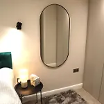 1 Bedroom Stylish Appartement *