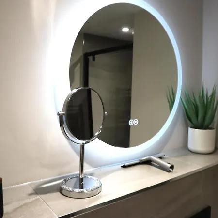1 Bedroom Stylish